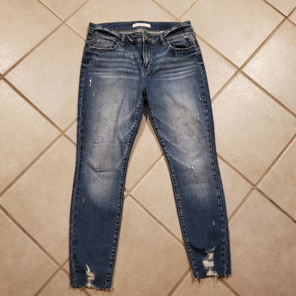 Distressed Skinny Jeans